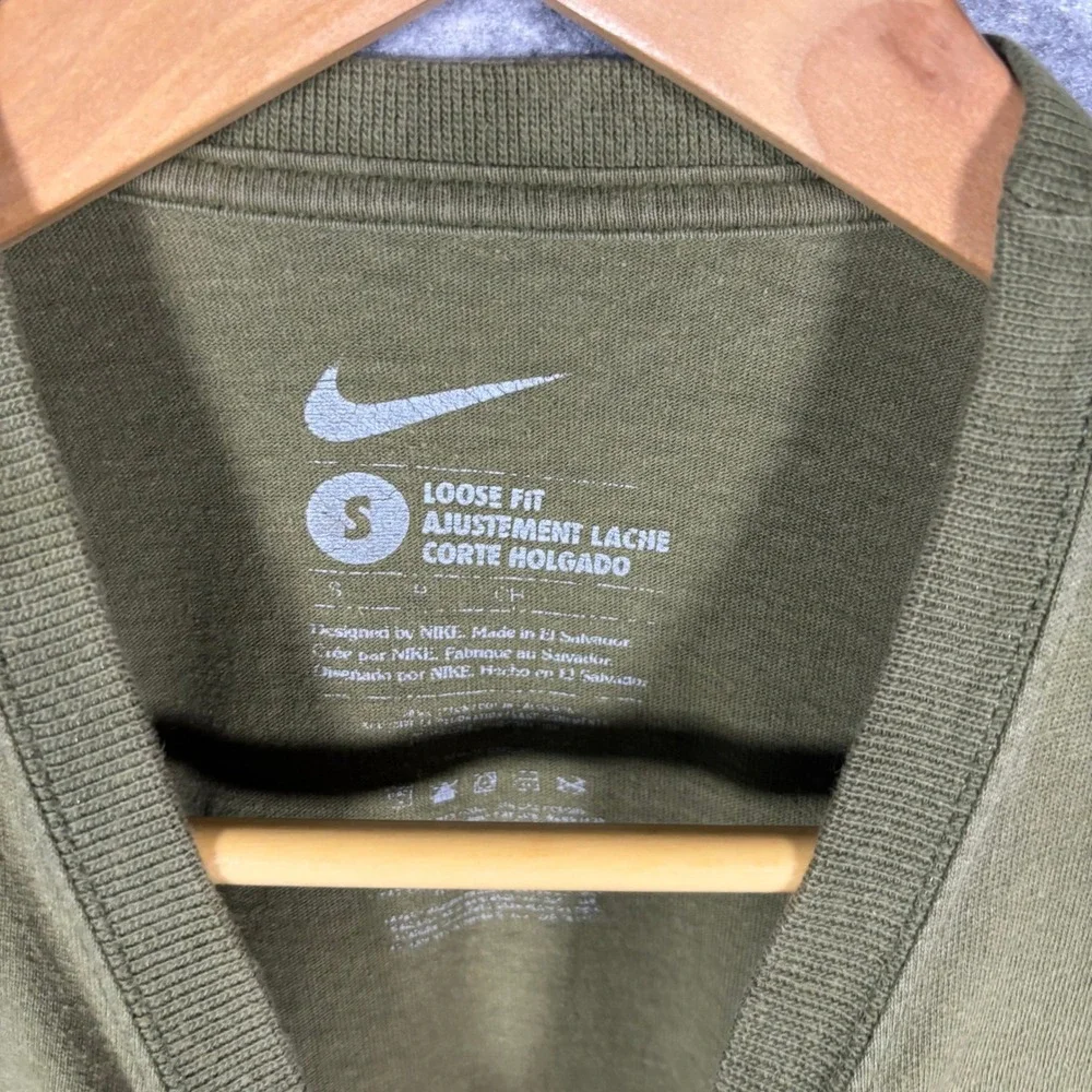 Nike classic loose